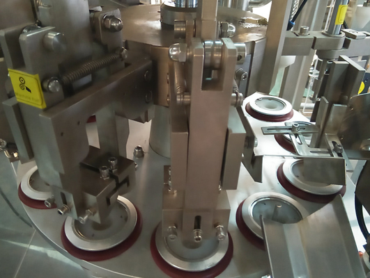 Máy hàn kín ống mềm bằng nhựa kem Thiết bị mỹ phẩm tự động 35 chiếc / phút