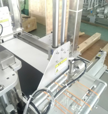 Máy đóng gói gấp mặt nạ 1,2KW Máy đóng gói gấp 0,6MPA Không dệt tự động
