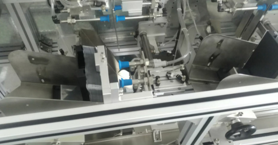 Máy đóng gói gấp mặt nạ 1,2KW Máy đóng gói gấp 0,6MPA Không dệt tự động