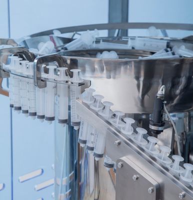 Máy chiết rót xi lanh bơm tiêm tự động 220V 380V Đã được chứng nhận CE