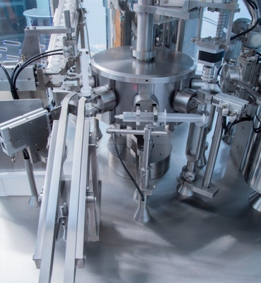 Tự động khí nén aseptic Gel Plugging Prefilled Paste Plastic Syringe Filling Machine Máy làm đầy thuốc
