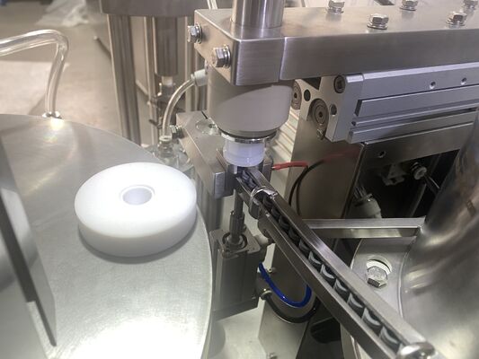 Cao độ nhớt Gel mỹ phẩm Kem nha khoa Nắp nắp Plug Lure Lock Vaccine Syringe Filling Machine